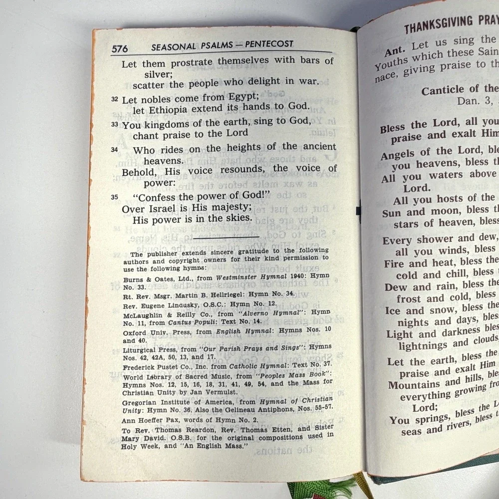 Parish Mass Book & Hymnal red show bit